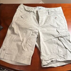 Dockers Women’s Casual Bermuda Shorts, Beige/Tan, size 10, Preowned